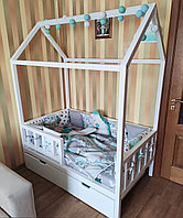 Кровать домик из массива для детей и подростков "Лотос-7" цвет белый