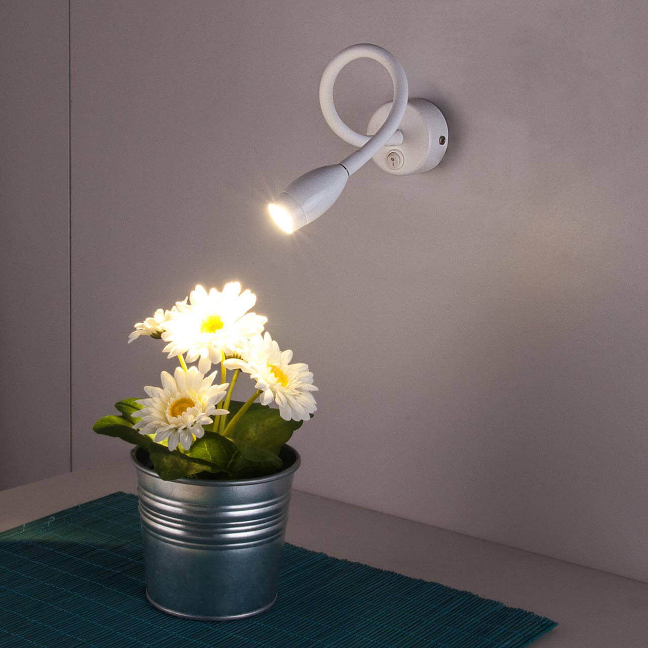 Настенный светильник ELEKTROSTANDARD BAND MRL LED белый 1020 - фото 2 - id-p118880293