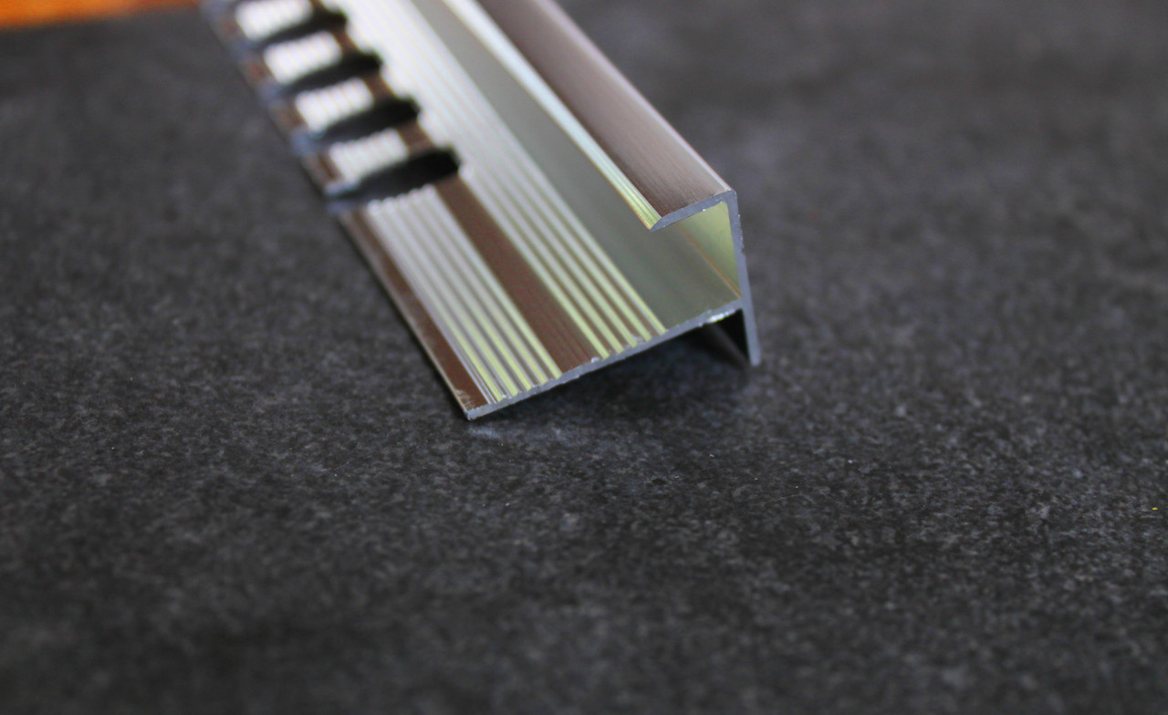 F образный профиль для плитки и ступеней 10мм серебро глянец 270 см - фото 2 - id-p98364245
