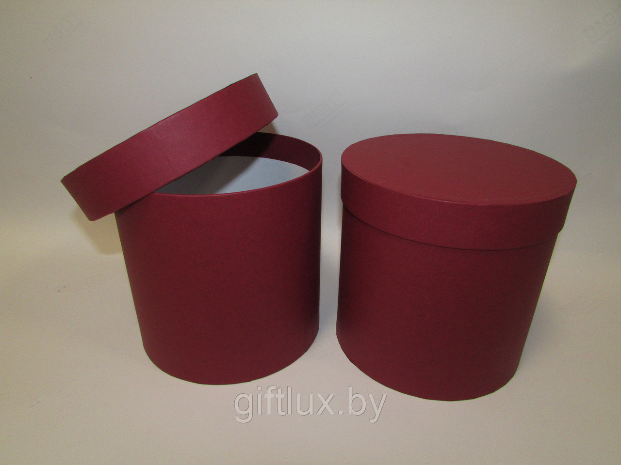 Коробка подарочная круглая "Однотон", 20*20 см (Imitlin) бордо