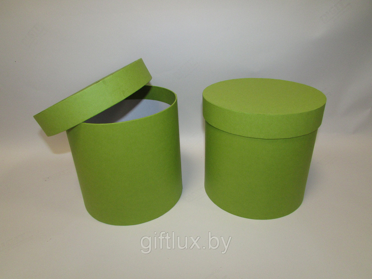 Коробка подарочная круглая "Однотон", 20*20 см (Imitlin) светло-зеленый