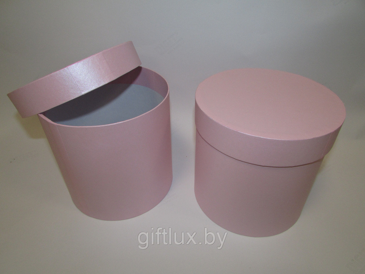 Коробка подарочная круглая "Однотон", 20*20 см (Imitlin  Pearl) розовый
