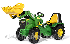 Детский педальный трактор Rolly Toys John Deere 651047