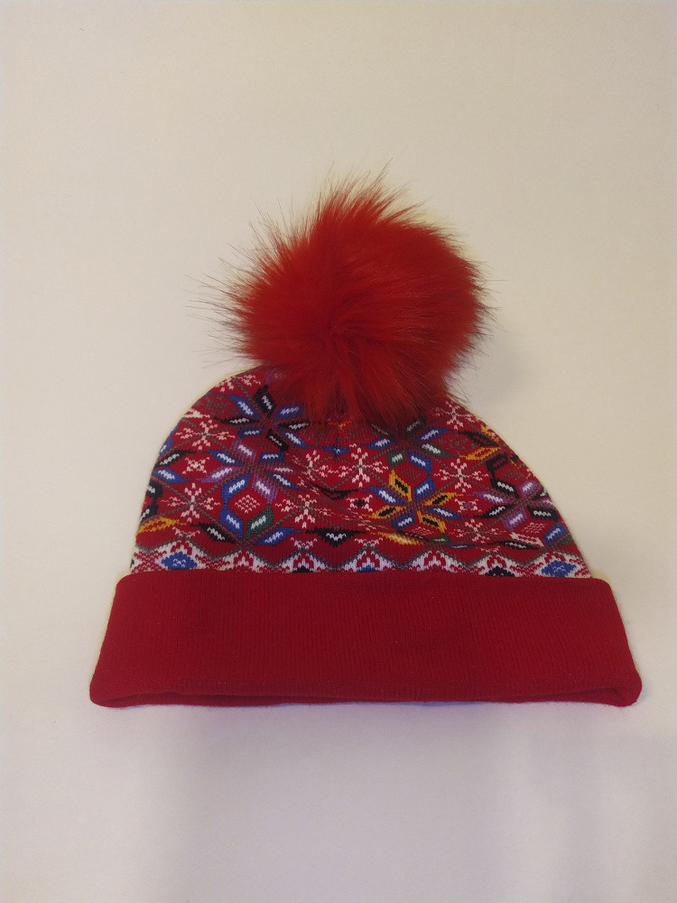Бесшовная шапка "орнамент" с помпоном из меха (красная) - фото 1 - id-p119095232