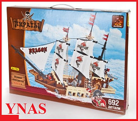 Детский конструктор "Пираты Корабль Дракон" AUSINI арт. 27904 пиратский корабль белые паруса аналог лего Lego