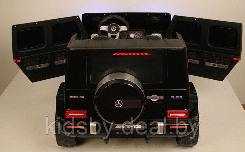 Детский электромобиль RiverToys Mercedes-AMG G63 4WD S307 (черный глянец) Лицензия полноприводной - фото 6 - id-p119784137