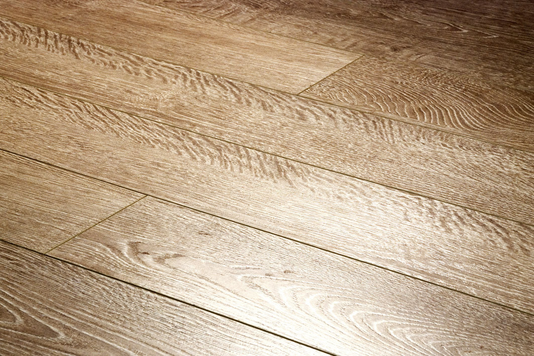 Ламинат Ecoflooring Дуб серый 533 коллекция Brush Wood 33класс