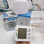 Цифровой тонометр на запястье Blood Pressure Monitor KWL-W01, фото 5