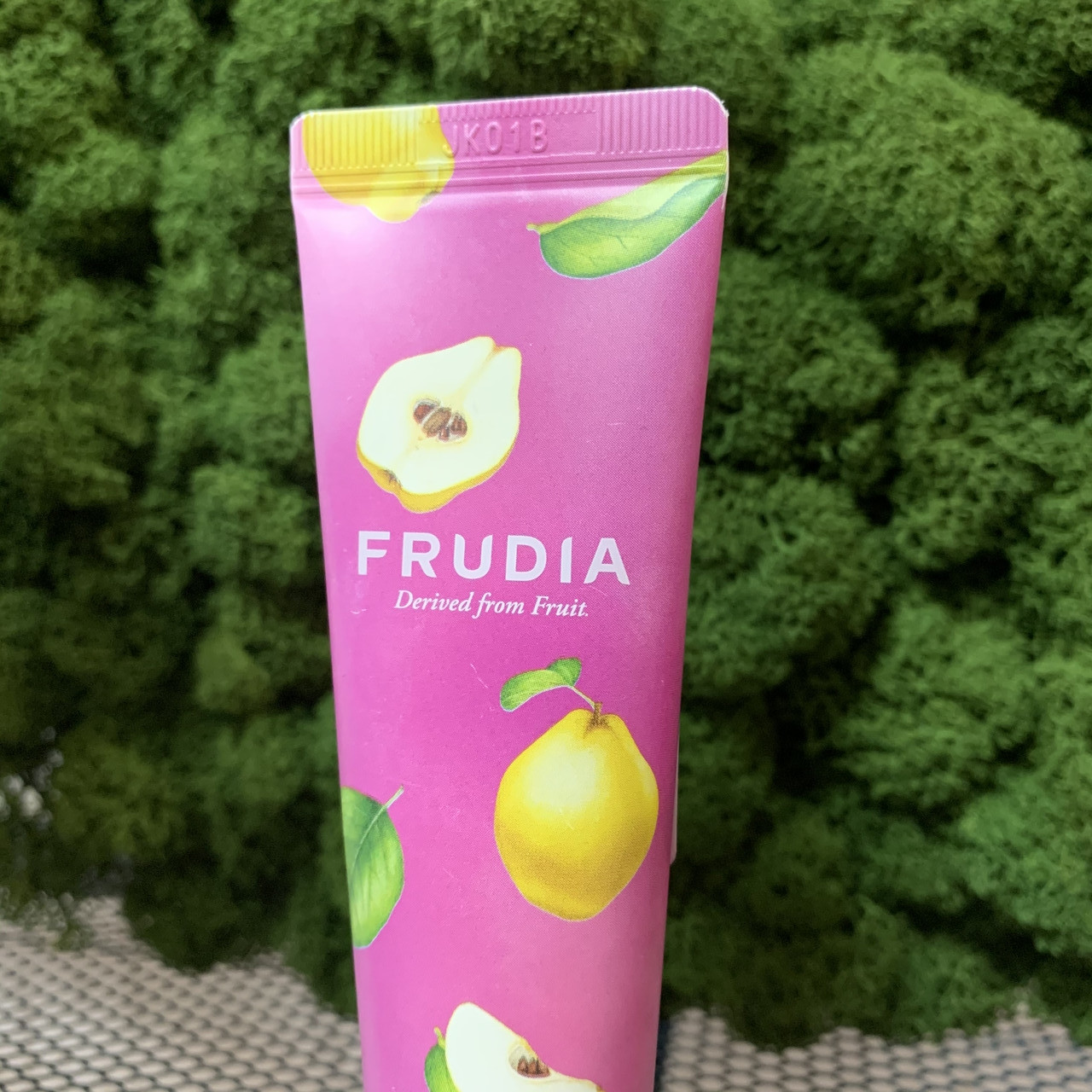 Крем для рук с айвой Frudia My Orchard Quince Hand Cream, 30 мл - фото 2 - id-p120528842