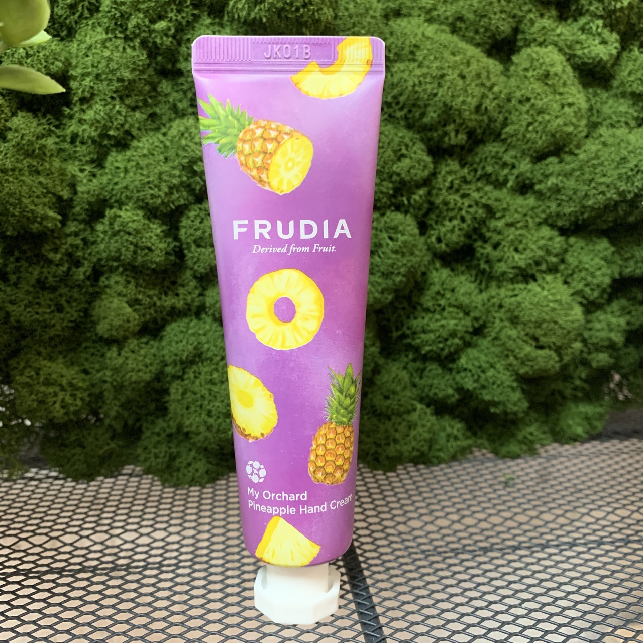 Крем для рук с экстрактом ананаса Frudia My Orchard Pineapple Hand Cream, 30 мл - фото 1 - id-p120532748