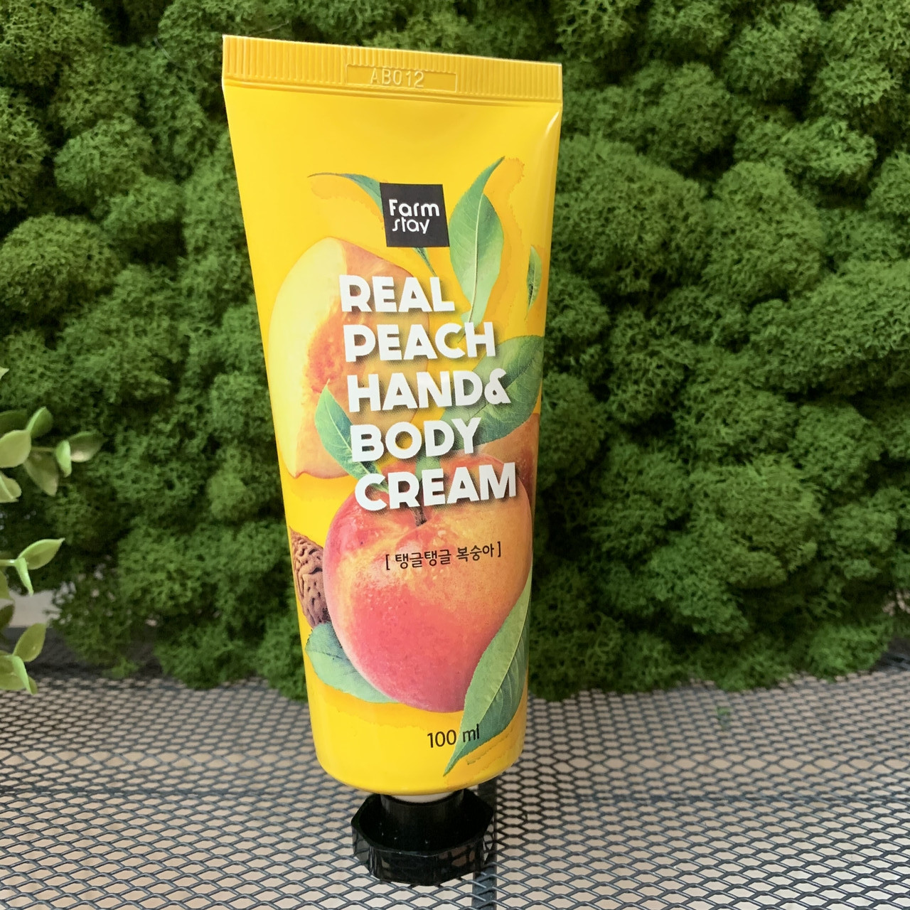 Крем для рук и тела с экстрактом персика FarmStay Real Peach Hand & Body Cream, 100 мл