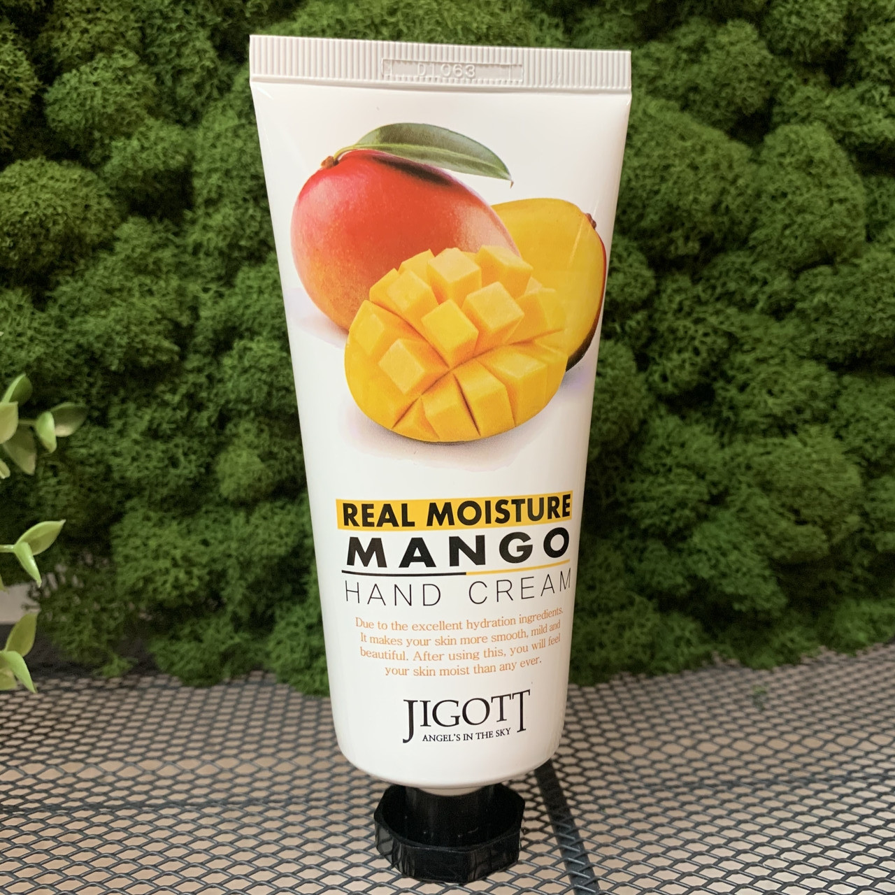 Крем для рук с манго Jigott Real Moisture Mango Hand Cream, 100 мл - фото 2 - id-p120533878