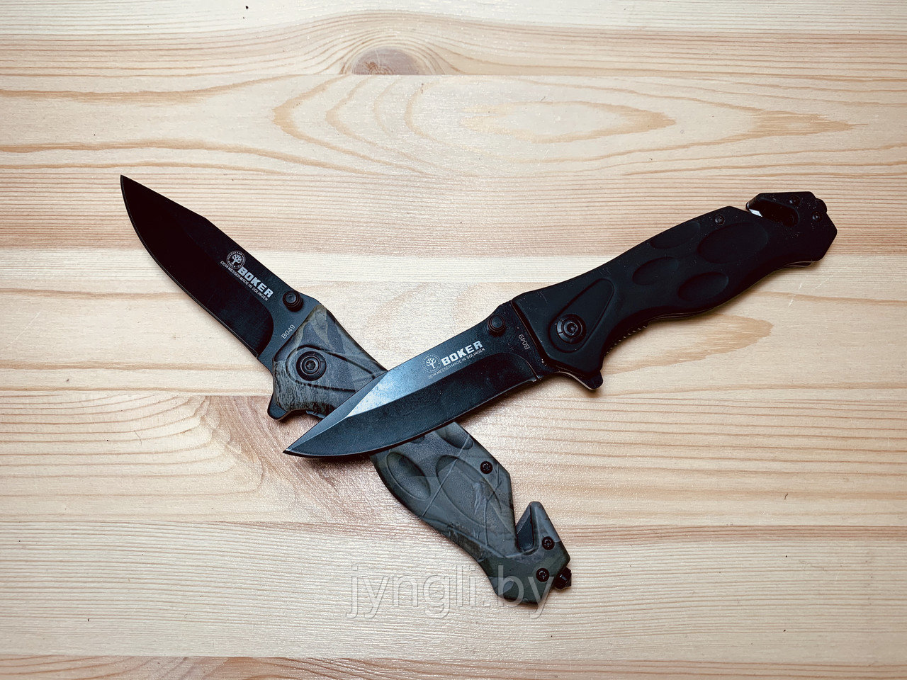 Тактический складной нож Boker B049, камень