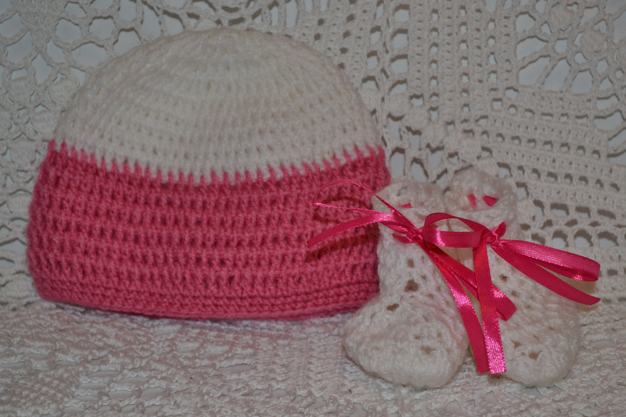 Комплект для девочки :шапочка и пинетки - фото 7 - id-p121042268