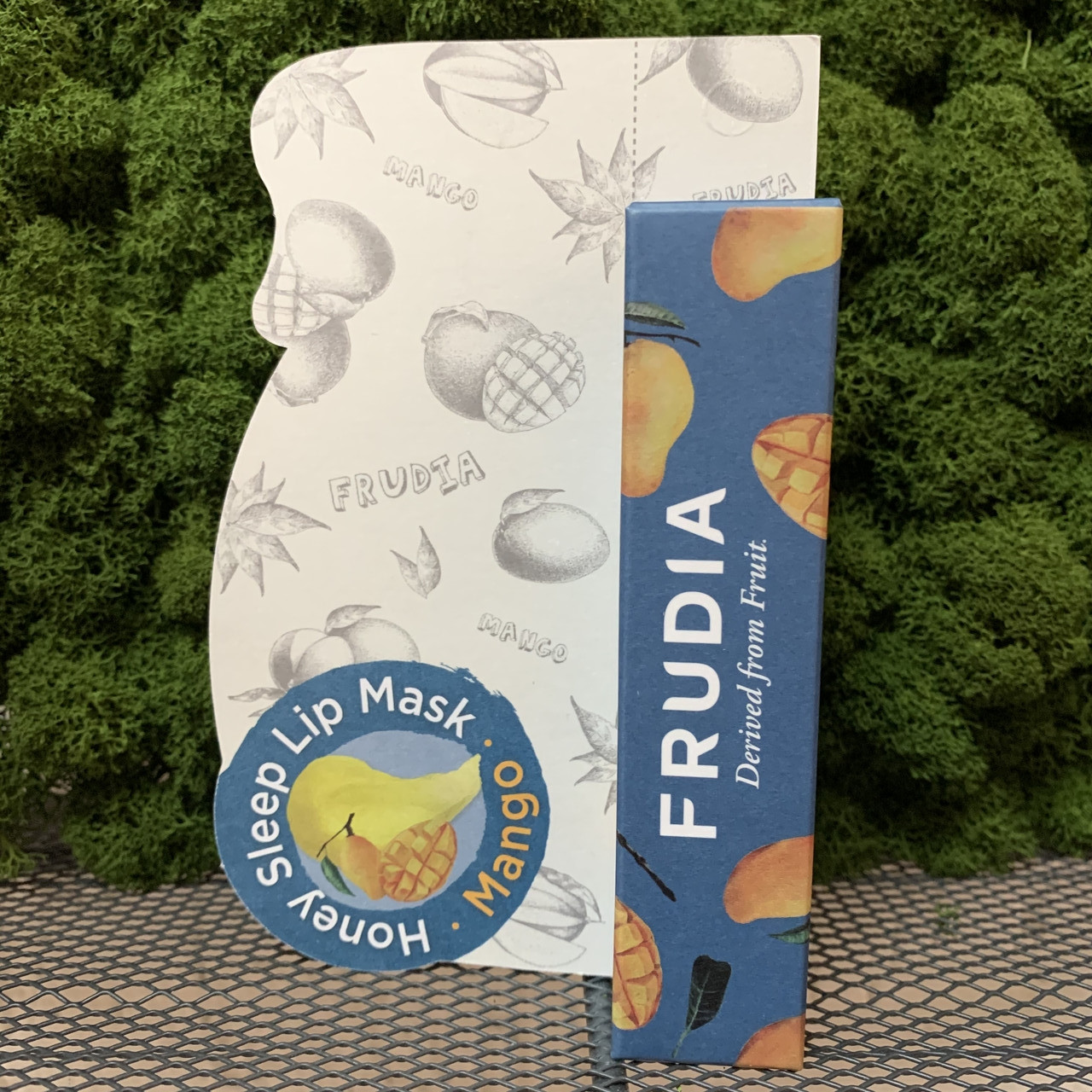 Ночная маска для губ с мёдом и соком манго Frudia Mango Honey Sleep Lip Mask, 10 мл - фото 1 - id-p121095653