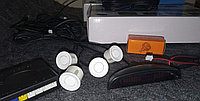 Парковочный радар - 4 белых датчика + светодиодный дисплей (парктроник)