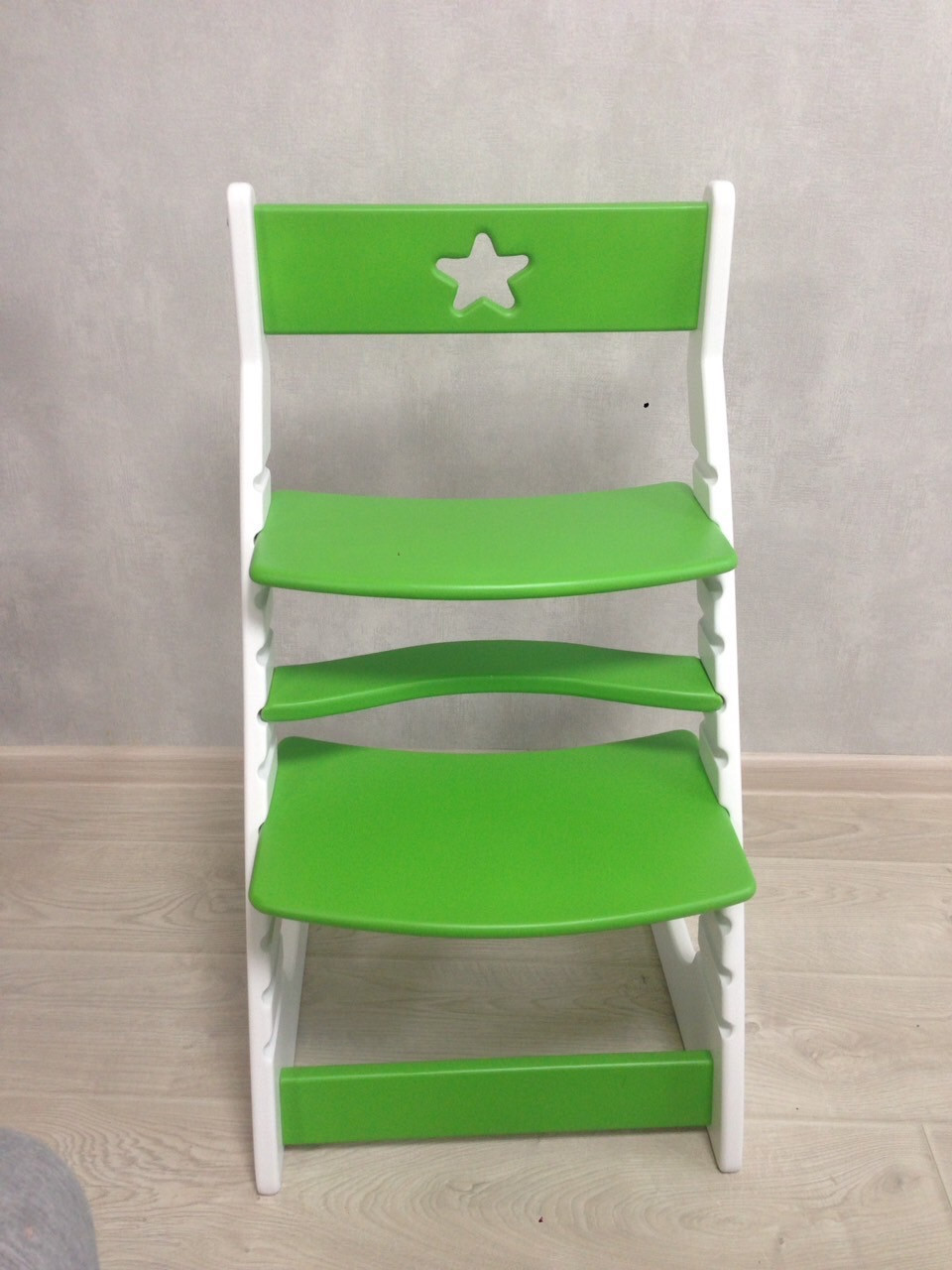 Регулируемый десткий стул "Ростик/Rostik" (бело-зелёный) - фото 2 - id-p121331794