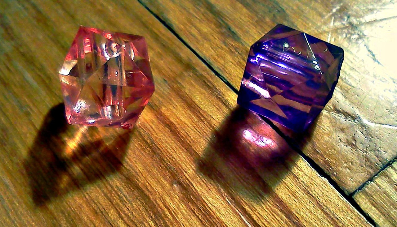 Камни брелки вставки в браслеты из резинок - фото 1 - id-p7713994