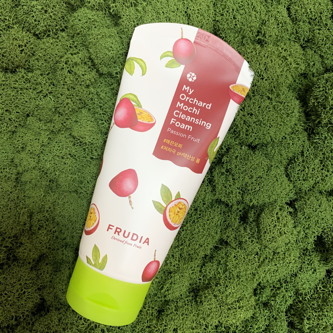 Пенка для умывания с маракуйей Frudia My Orchard Passion Fruit Cleansing Foam, 125 мл - фото 2 - id-p121505572