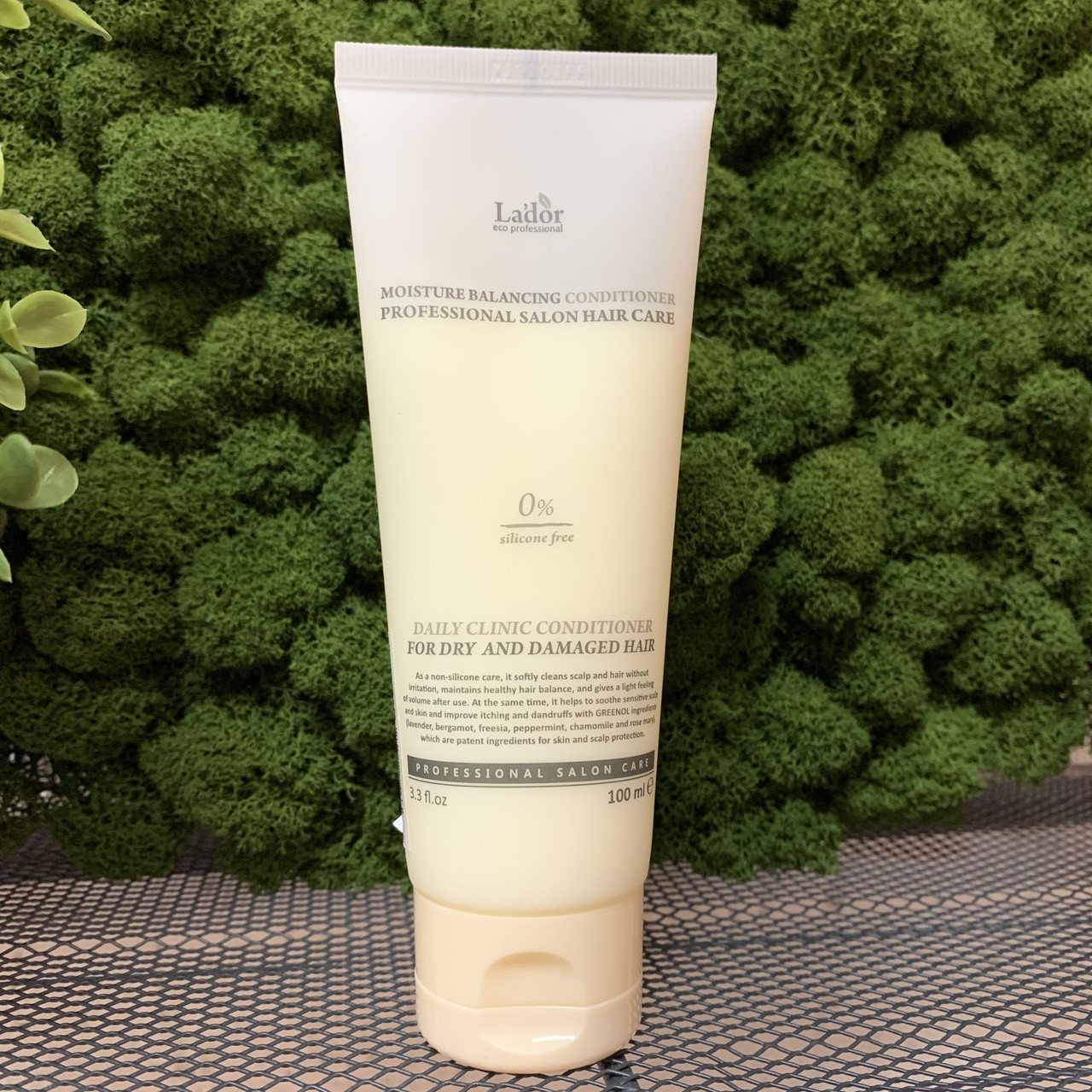 Кондиционер для волос бессиликоновый Lador Moisture Balancing Conditioner Professional Salon Hair Care, 100 мл - фото 1 - id-p121506072