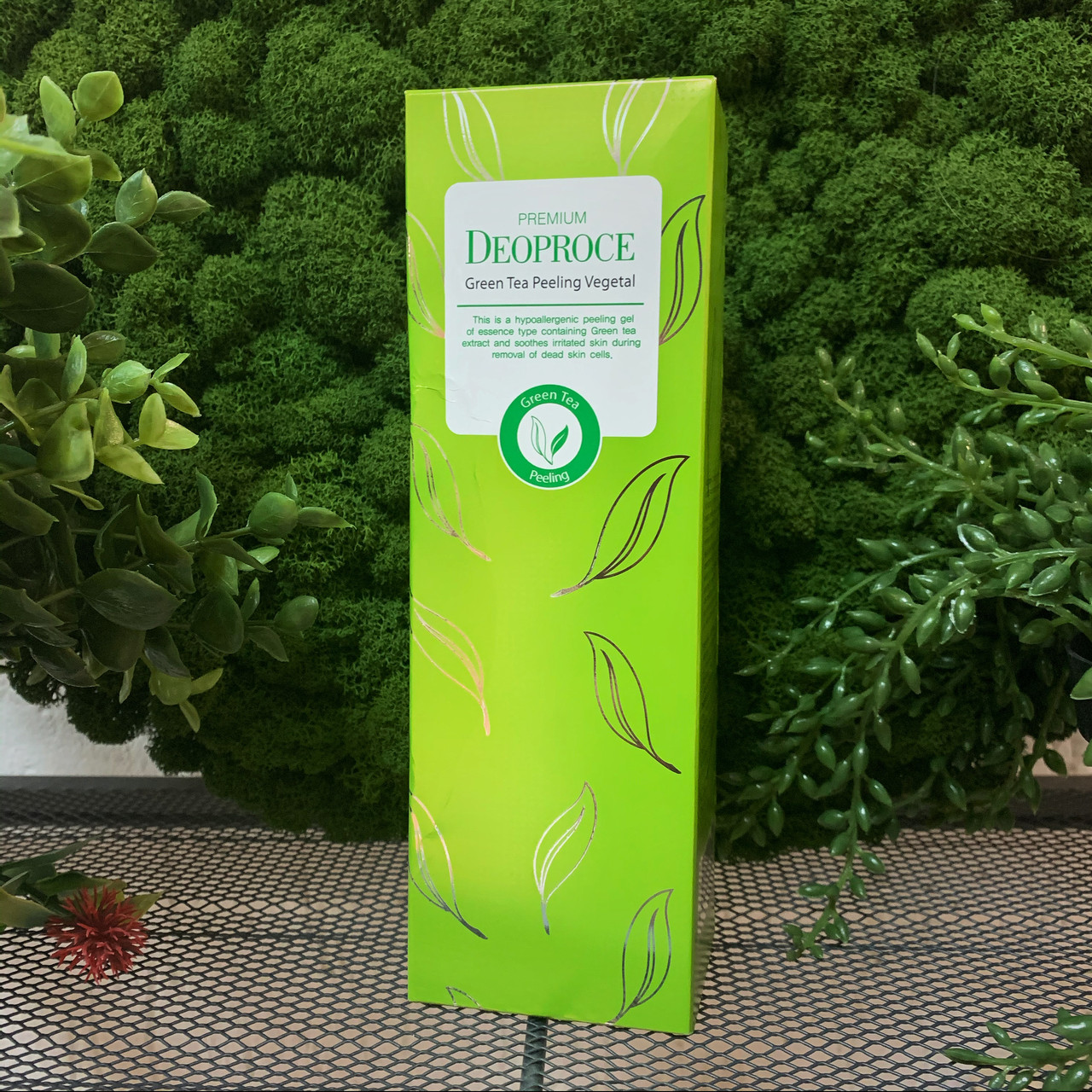 Пилинг-скатка для лица на основе зелёного чая Premium Deoproce Green Tea Peeling Vegetal, 170 мл - фото 2 - id-p121506473