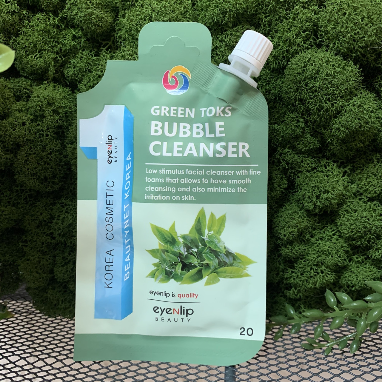 Пенка для умывания с экстрактом конняку пузырьковая EYENLIP Ceramide Green Toks Bubble Cleanser, 20 гр.