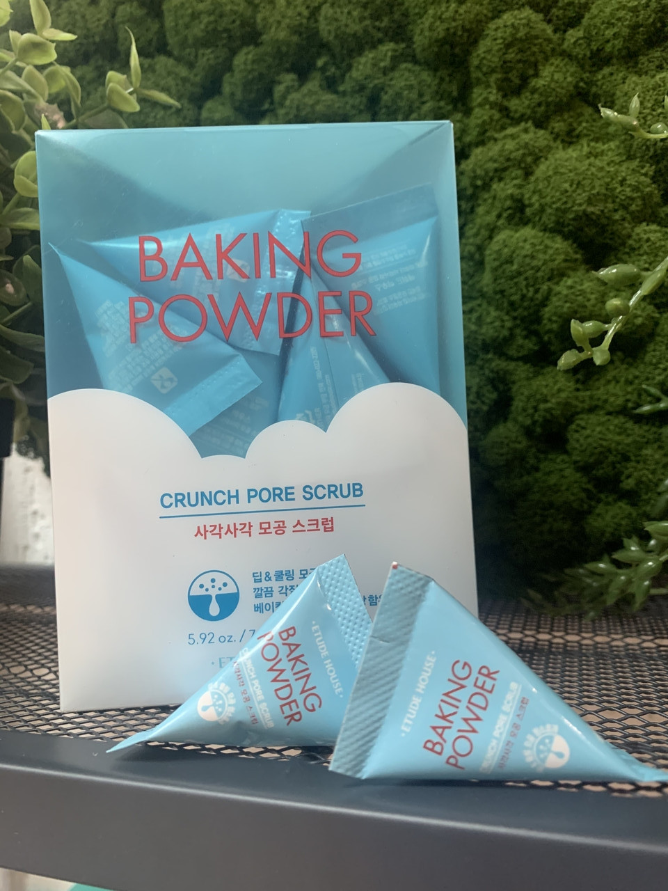 Скраб для лица с содой Etude House Baking Powder Crunch Pore Scrub (пирамидка) - фото 3 - id-p121587409