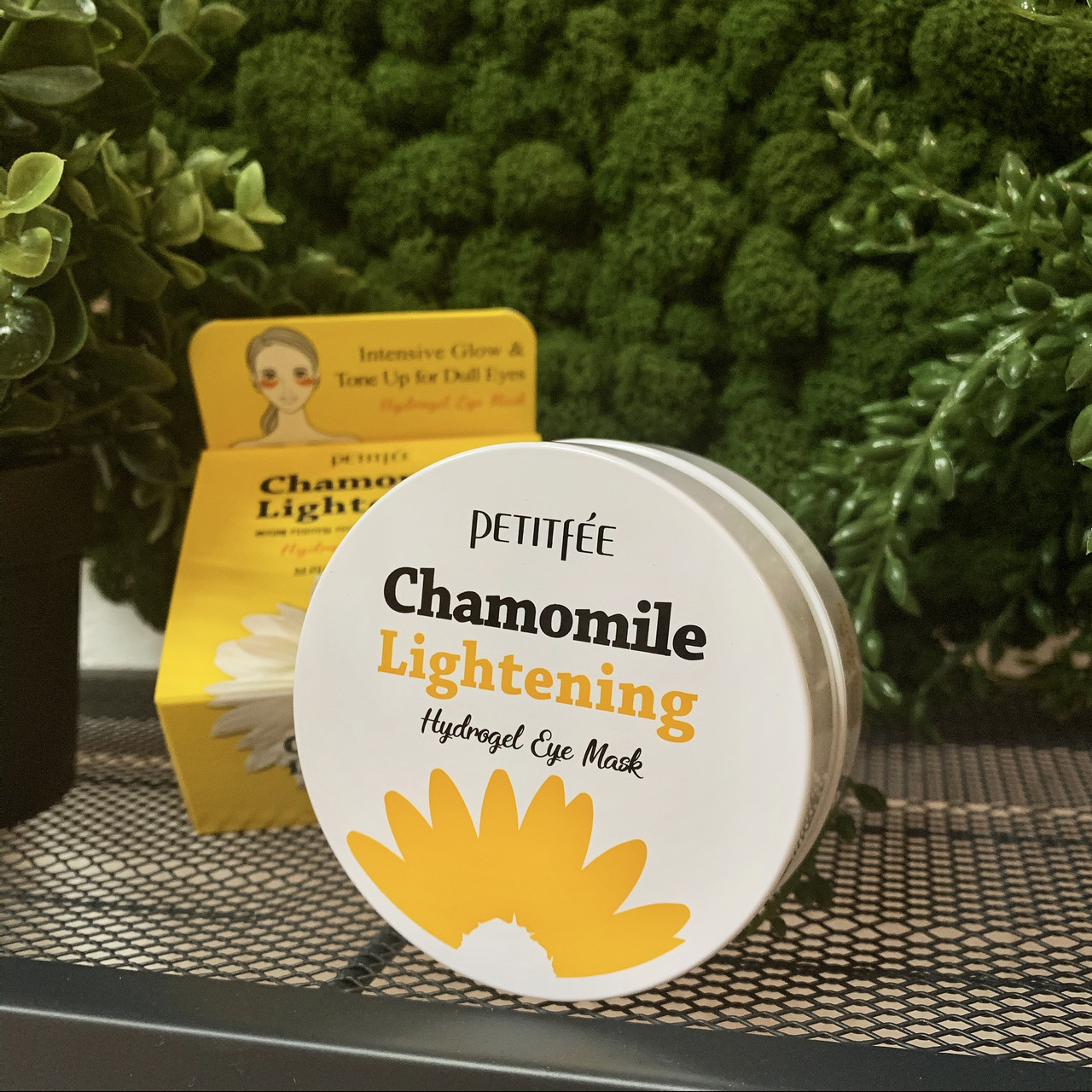 Патчи для глаз успокаивающие с экстрактом ромашки Petitfee Chamomile Lightening Hydrogel Eye Patch, 60 шт - фото 2 - id-p121682613