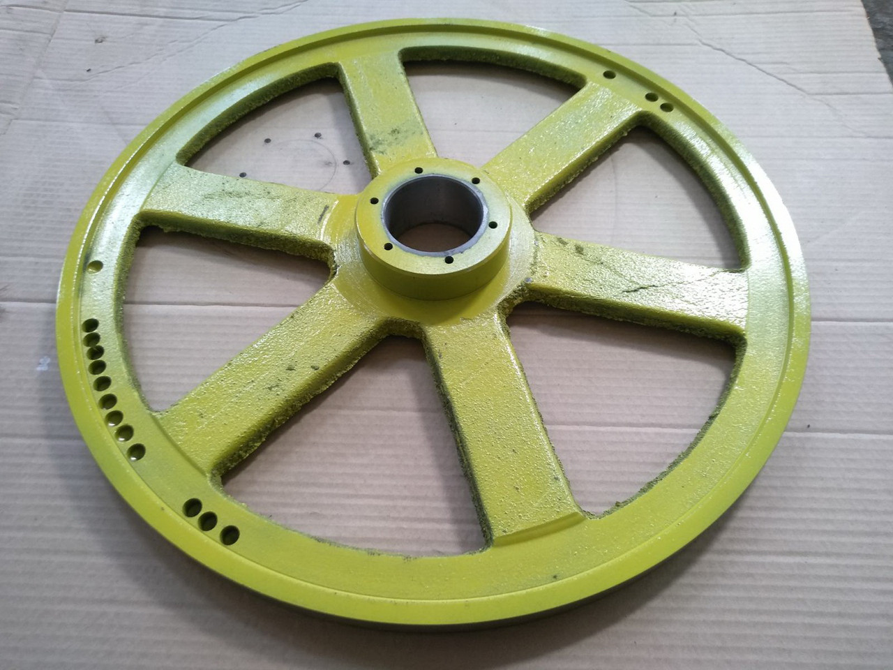 Проточка колес к ленточнопильным станкам, механическая обработка и балансировка, ремонт колес - фото 1 - id-p121744203