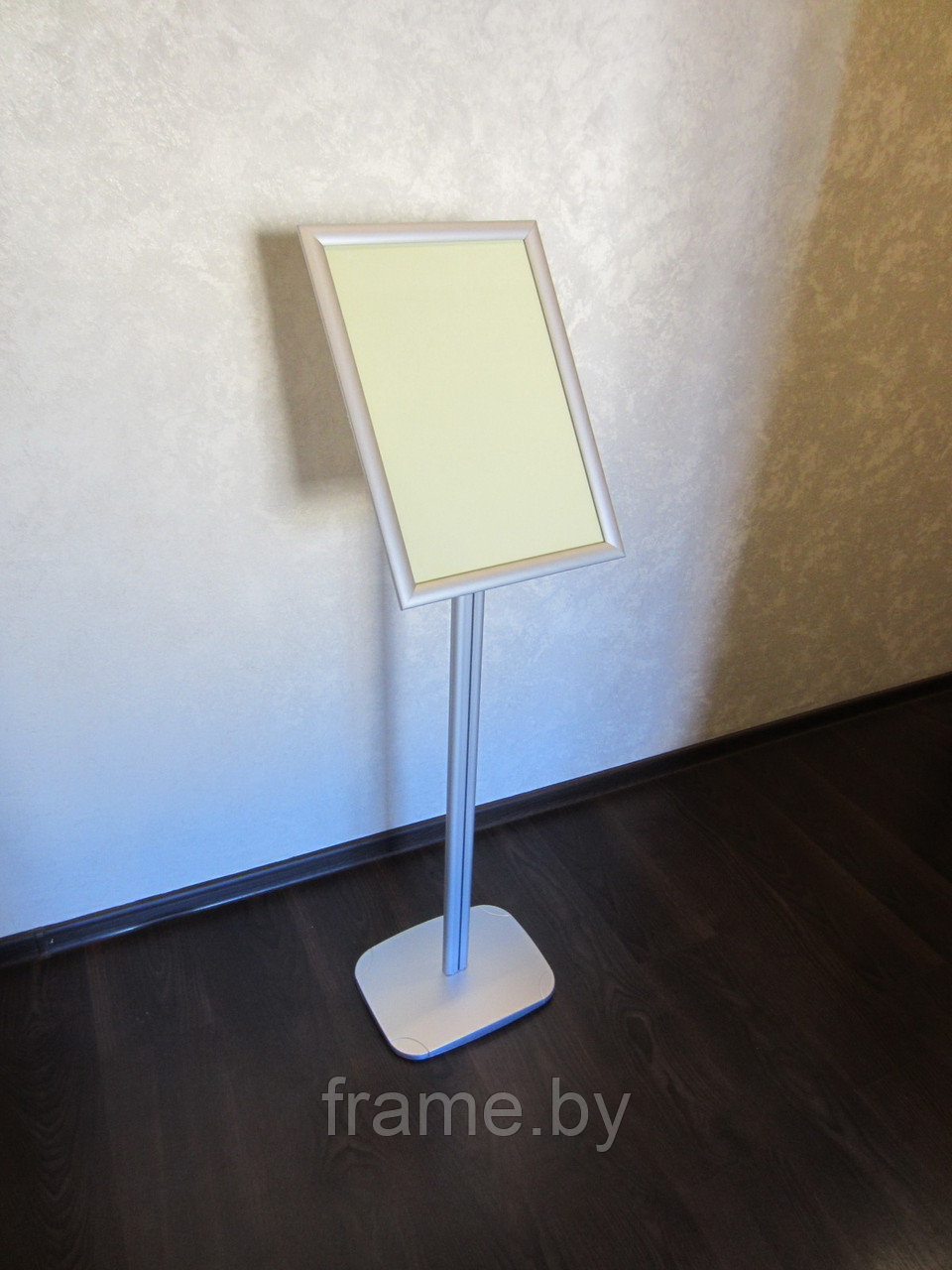 Стойка напольная для листовки А3: продажа, цена в Минске. Рекламные и ...