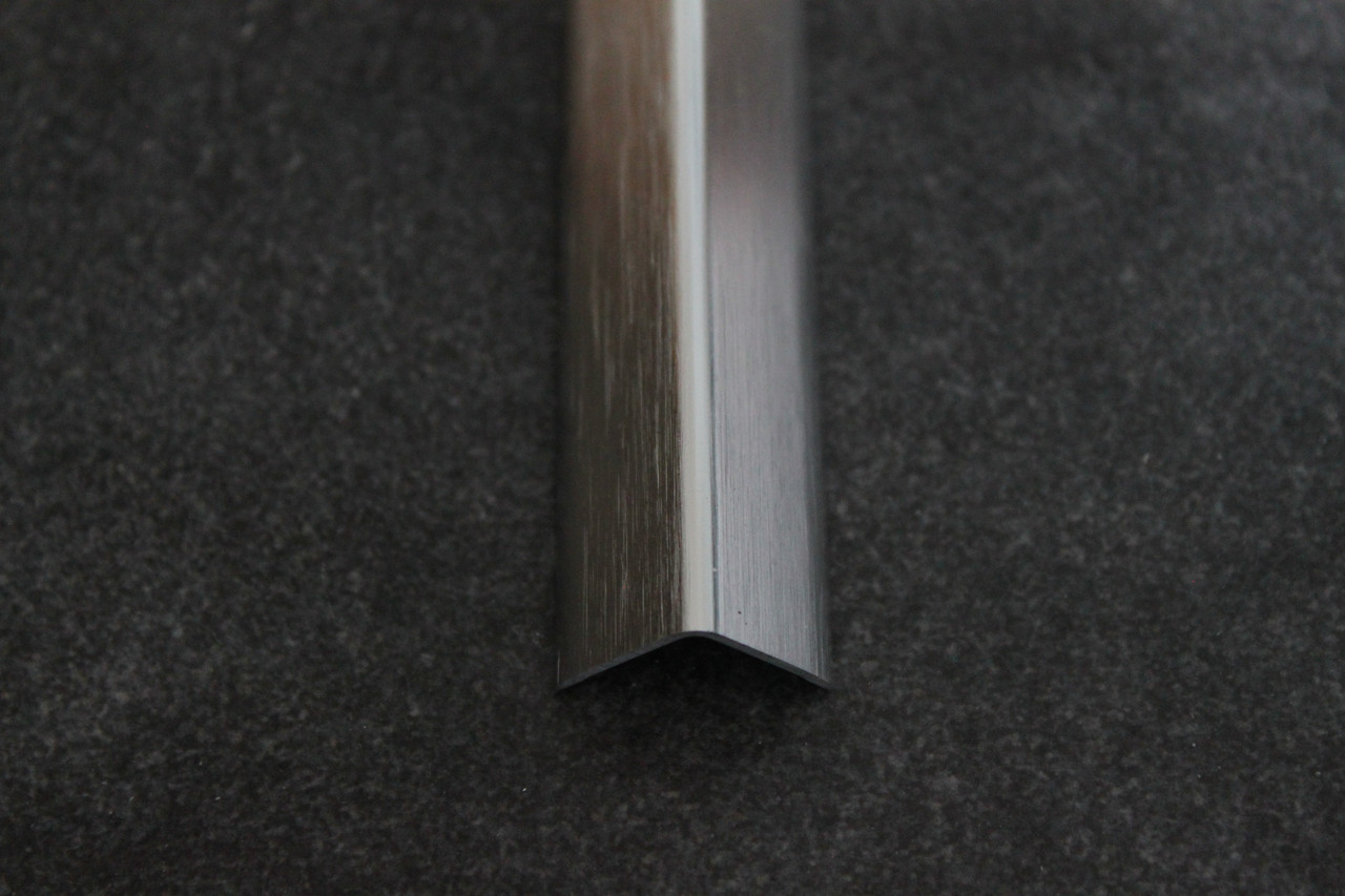 Уголок алюминиевый 20х20 глянец-браш 2,7м - фото 4 - id-p122469347