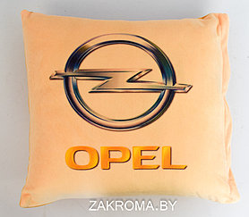 Декоративная подушка со съемным чехлом на молнии в машину Opel (Опель). Размер 36*36 см. Цвет бежевый.