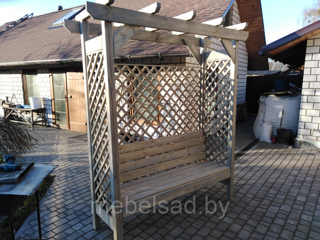 Пергола садовая из массива сосны со скамьей и декоративной решеткой "Лион Макси" - фото 1 - id-p122492032
