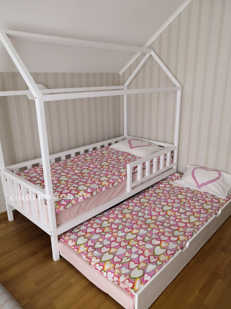Кровать домик детская и подростковая с дополнительным спальным местом "Лотос-7" из массива