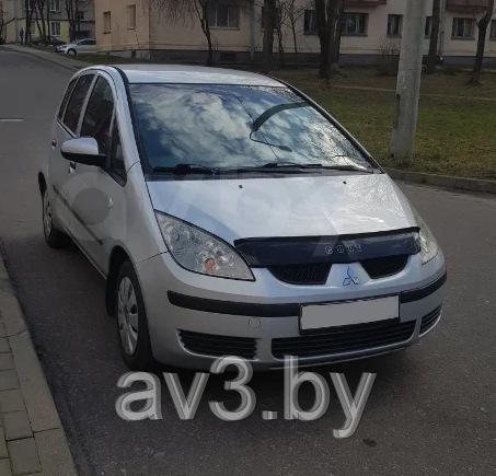 Дефлектор капота Mitsubishi Colt (2003-2008) до рестайлинга [MSH28] (VT52) - фото 1 - id-p90440120