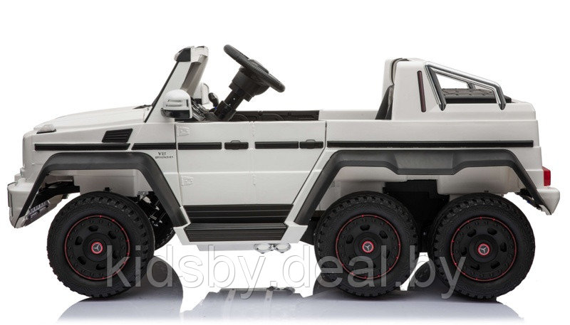 Детский электромобиль RiverToys Mercedes-Benz G63 AMG 4WD A006AA (белый) Лицензия, полноприводной, - фото 3 - id-p122903090