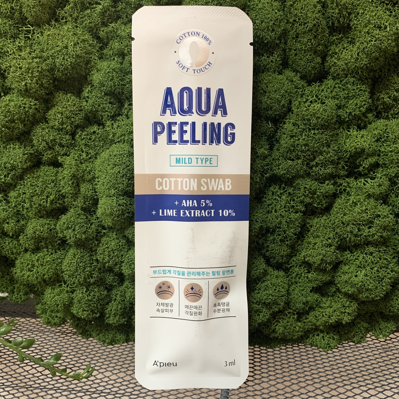 Очищающие ватные палочки для лица с АНА и BHA-кислотами A'PIEU Aqua Peeling Cotton Swab (Mild), 1 шт./3 мл