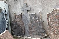 Двойной гранитный памятник на могилу