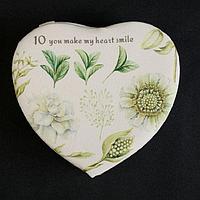 Шкатулка для украшений «Сердце с цветами» компакт