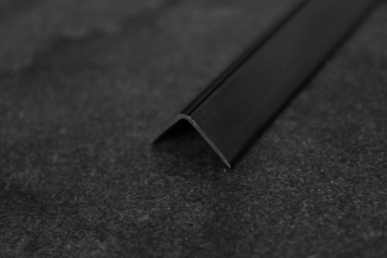 Уголок алюминиевый 15х15 черный 2,7м - фото 2 - id-p108038217