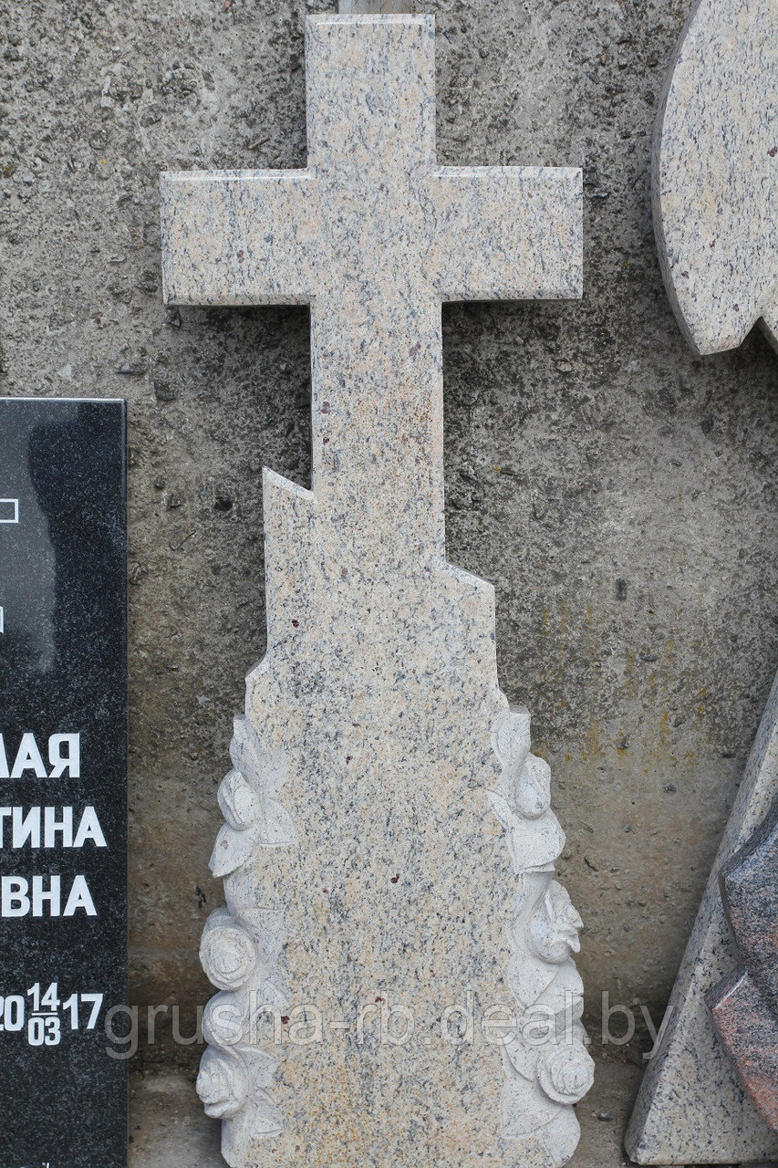 Ритуальный памятник крест