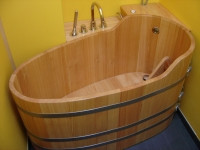 Ванна деревянная из лиственницы 150х75