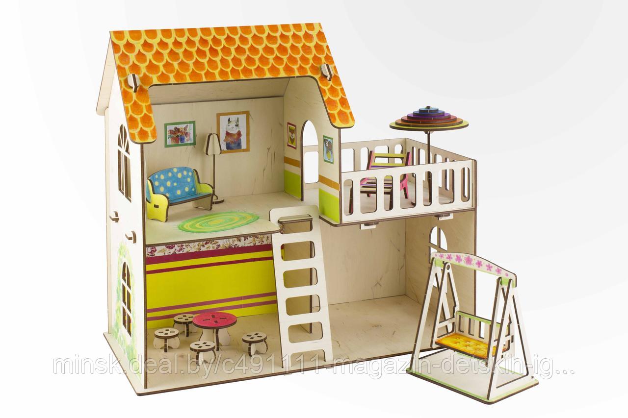 Кукольный дом с летней террасой