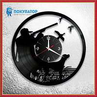 Оригинальные часы из виниловых пластинок "Охота". ПОД ЗАКАЗ 1-3 дня