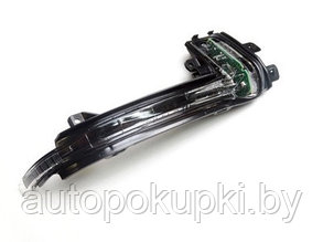 Повторитель в зеркало правый Audi A3 (8P1) 08.2008-2010,  LED,  VADM1012PR