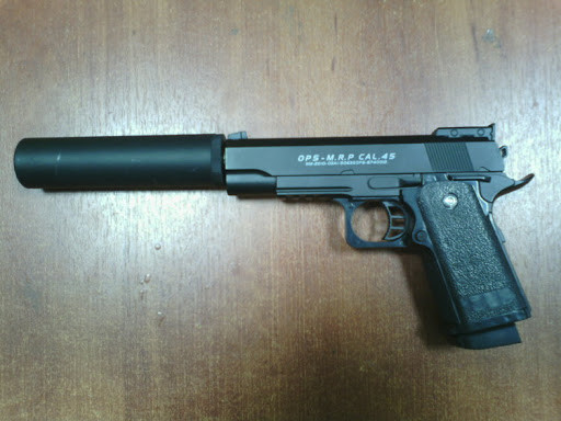 Страйкбольный детский пневматический пистолет с глушителем D1A - фото 2 - id-p124017783