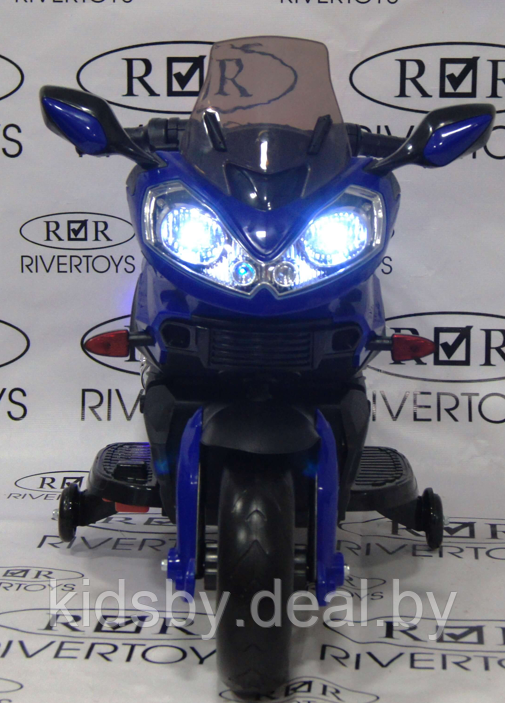 Детский электромобиль, мотоцикл RiverToys E222KX (белый) Yamaha - фото 6 - id-p12892791