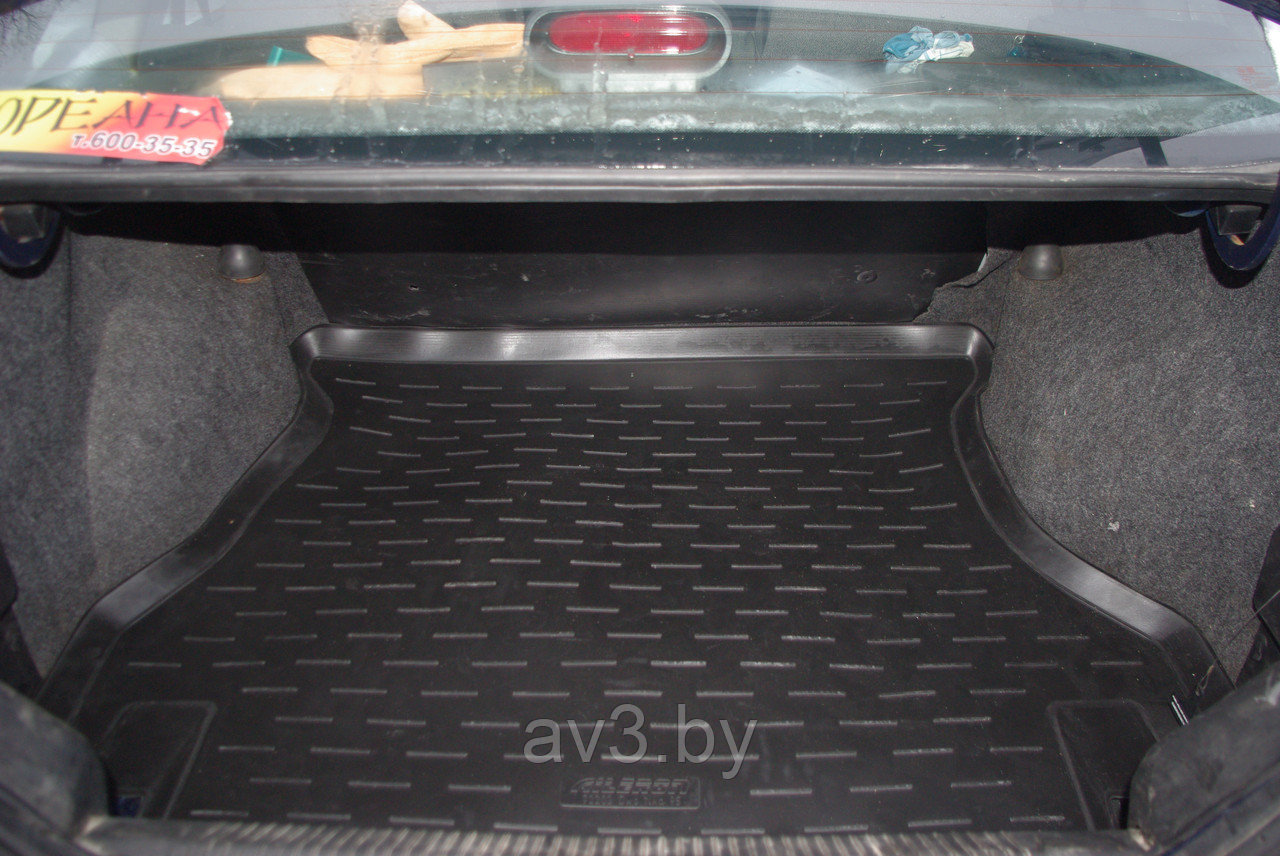 Коврик в багажник Daewoo Nexia седан 1994-2008 [72202] (Aileron) - фото 1 - id-p77790537