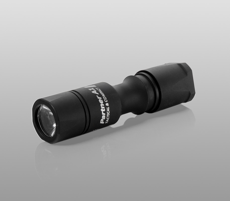 Тактический фонарь Armytek Partner A1 (тёплый свет) - фото 1 - id-p124691452