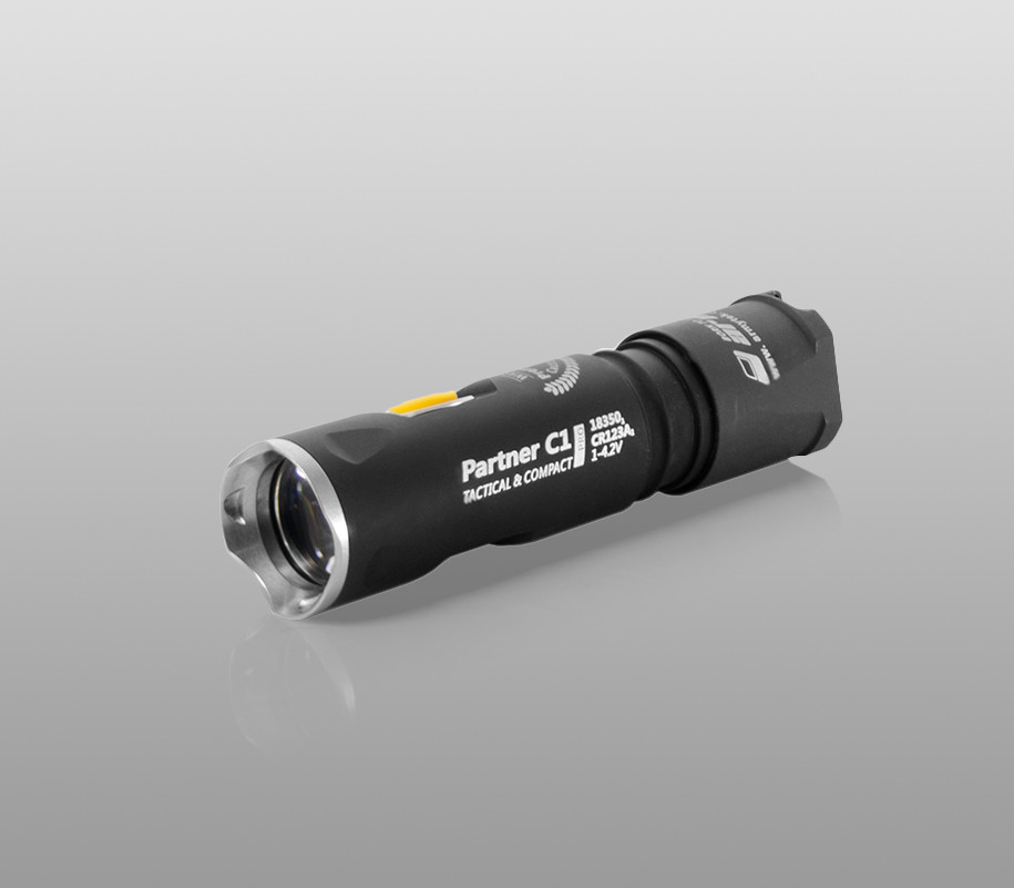 Тактический фонарь Armytek Partner C1 Pro (тёплый свет) - фото 1 - id-p124691465